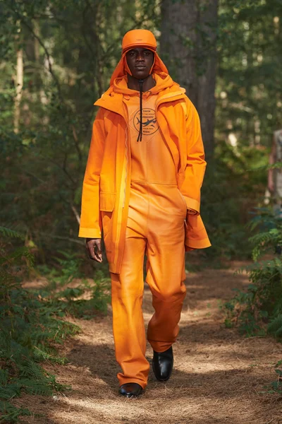 Look 26